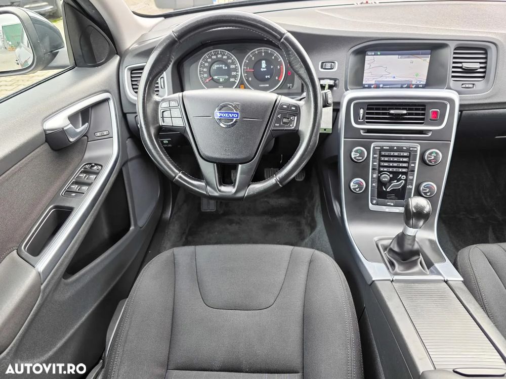 Volvo V60 DRIVe Kinetic - 16