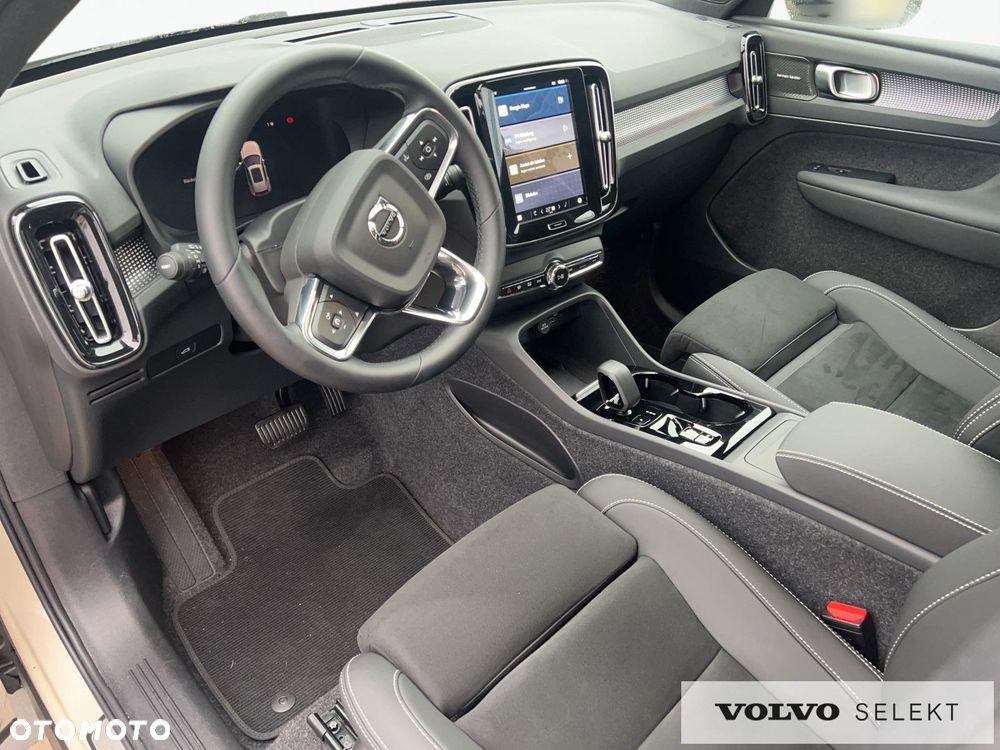 Volvo XC 40 - 11