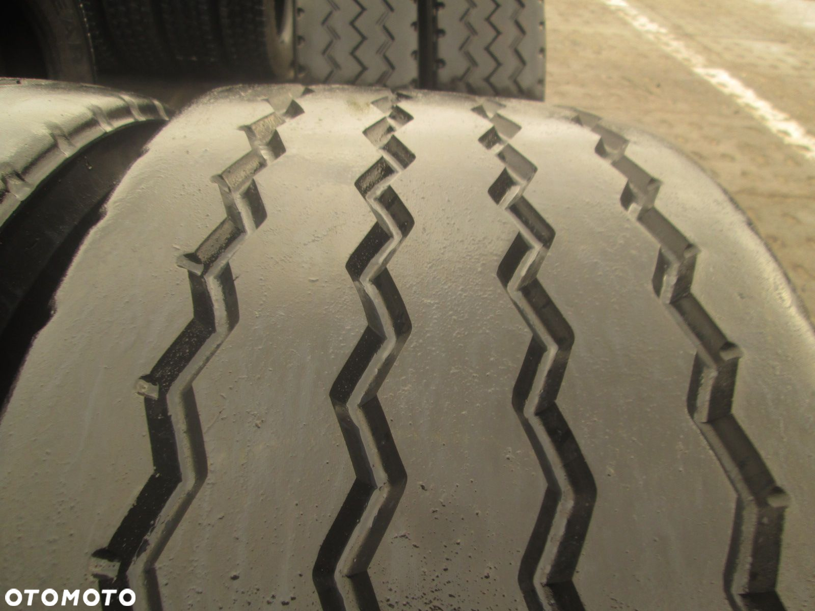 Opony 385/65R 22.5 Bieżnikowana Wzór Bridgestone R168. Opony ciężarowe - 7
