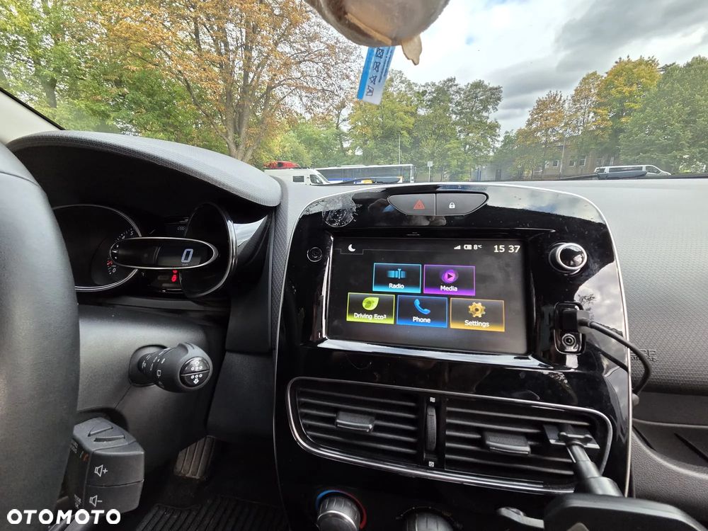 Renault Clio 0.9 Energy TCe Limited - 15