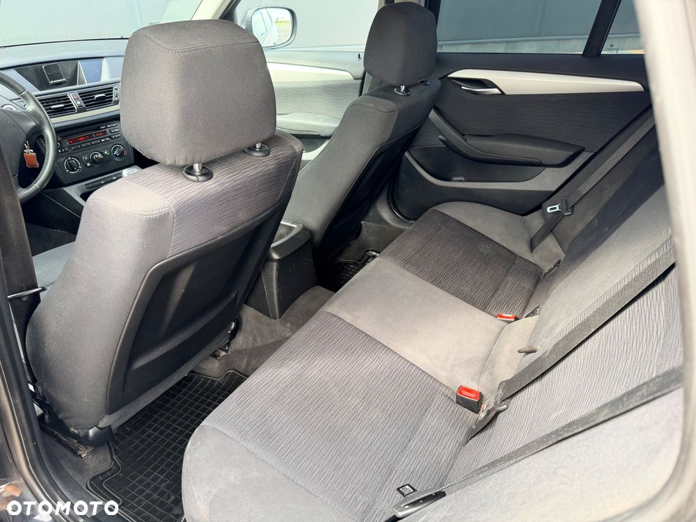 BMW X1 sDrive18d - 15