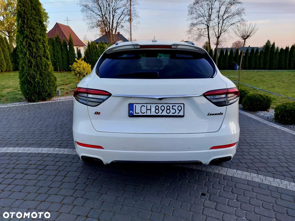 Maserati Levante Q4 GranSport - 12