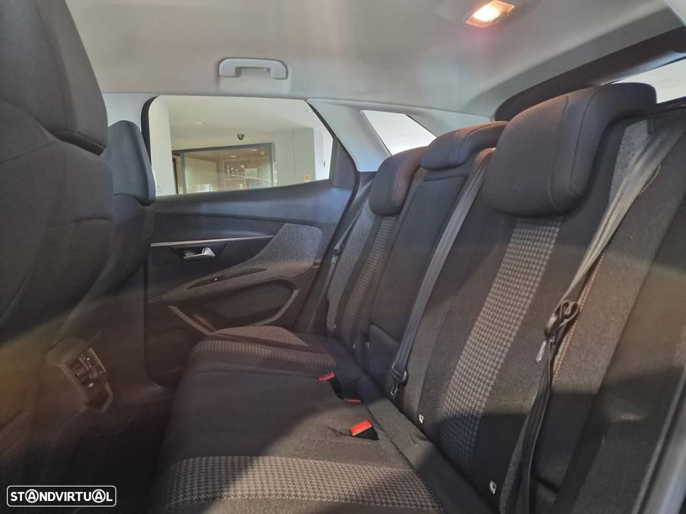 Peugeot 3008 BlueHDi 130 Stop & Start EAT8 Active - 21