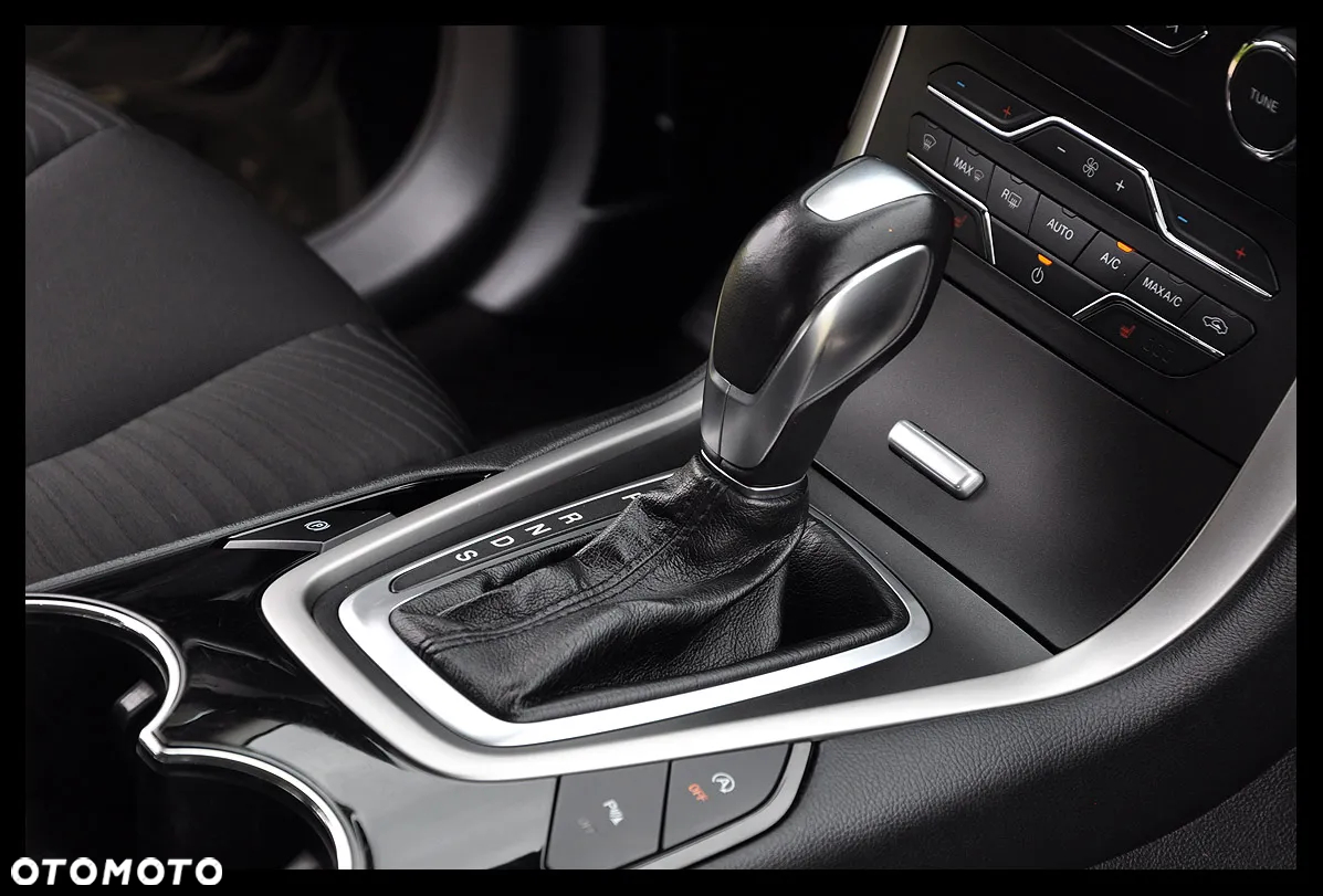 Ford S-Max 2.0 EcoBlue Titanium - 33