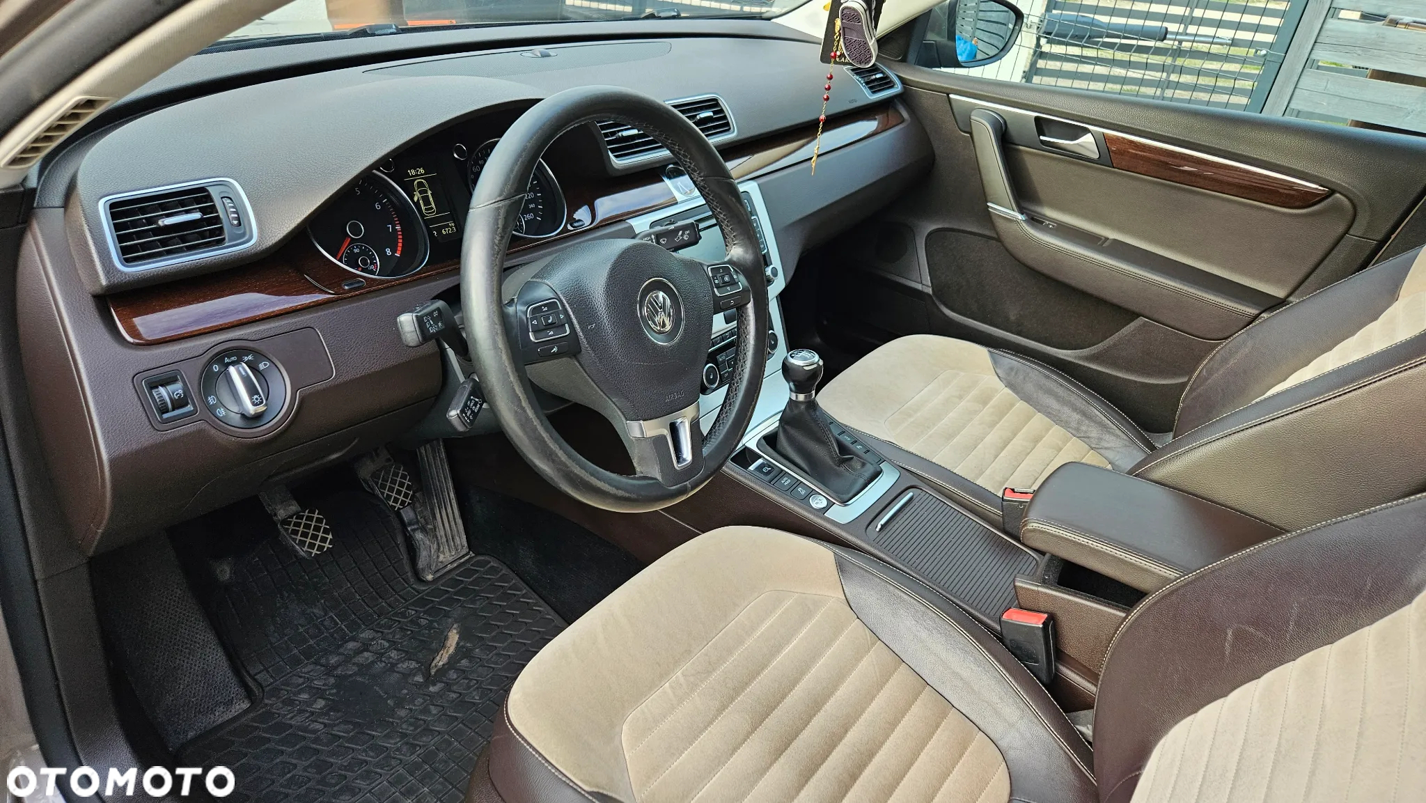 Volkswagen Passat 2.0 TSI Highline - 8