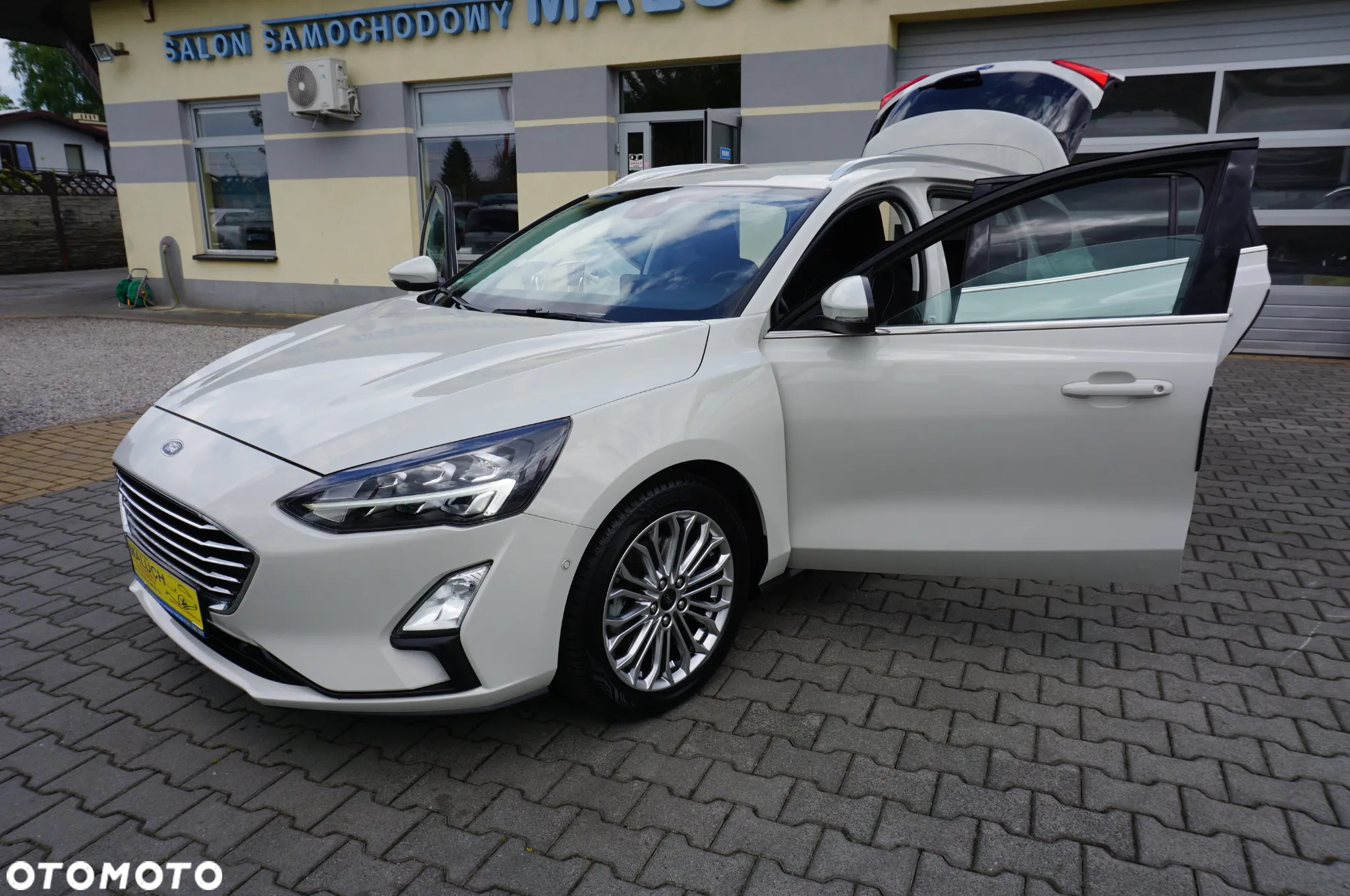 Ford Focus Turnier 2.0 EcoBlue Start-Stopp-System TITANIUM - 11