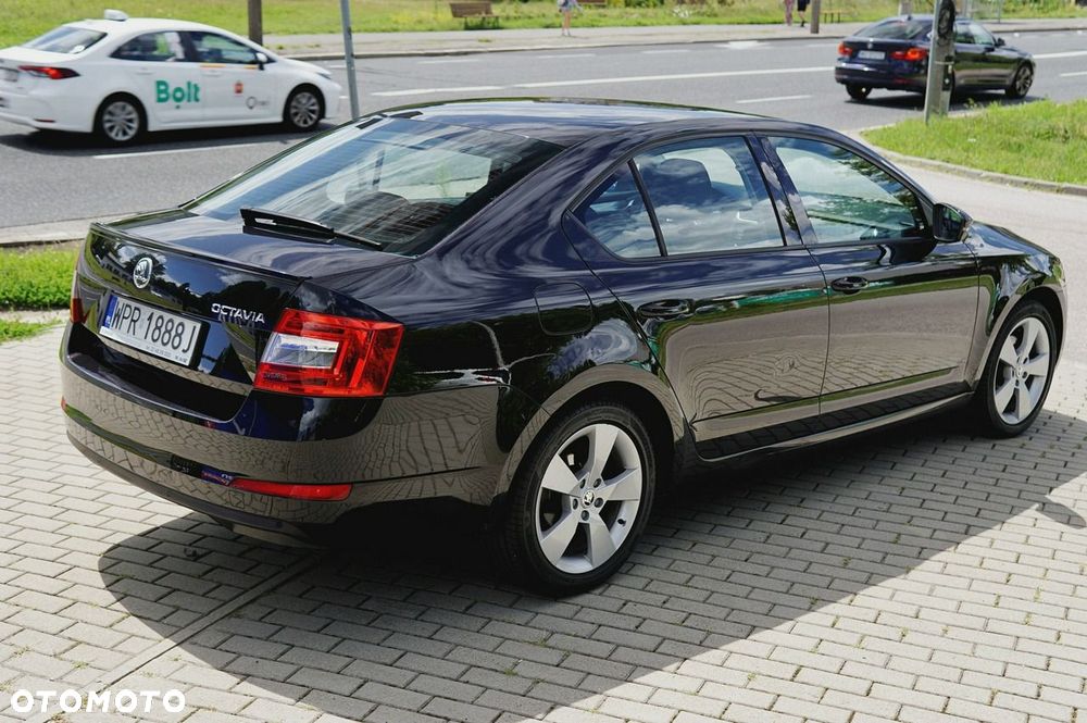 Skoda Octavia 1.6 TDI DPF Elegance - 5