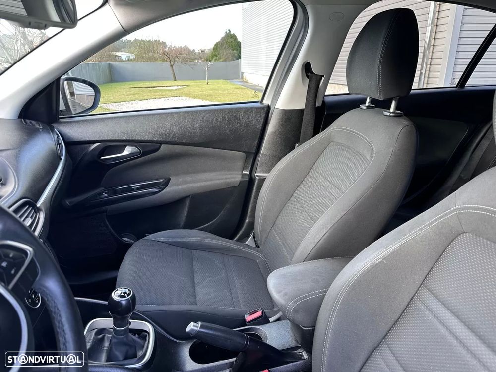 Fiat Tipo 1.3 M-Jet Lounge Tech - 23