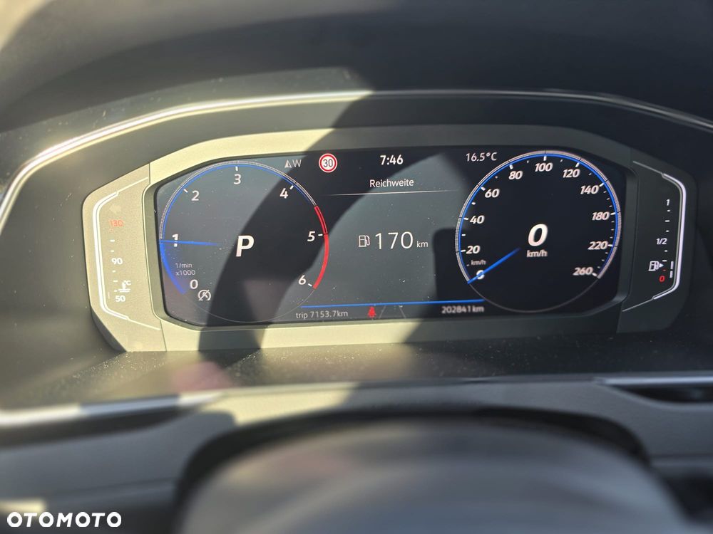 Volkswagen Passat 2.0 TDI SCR DSG Elegance - 15