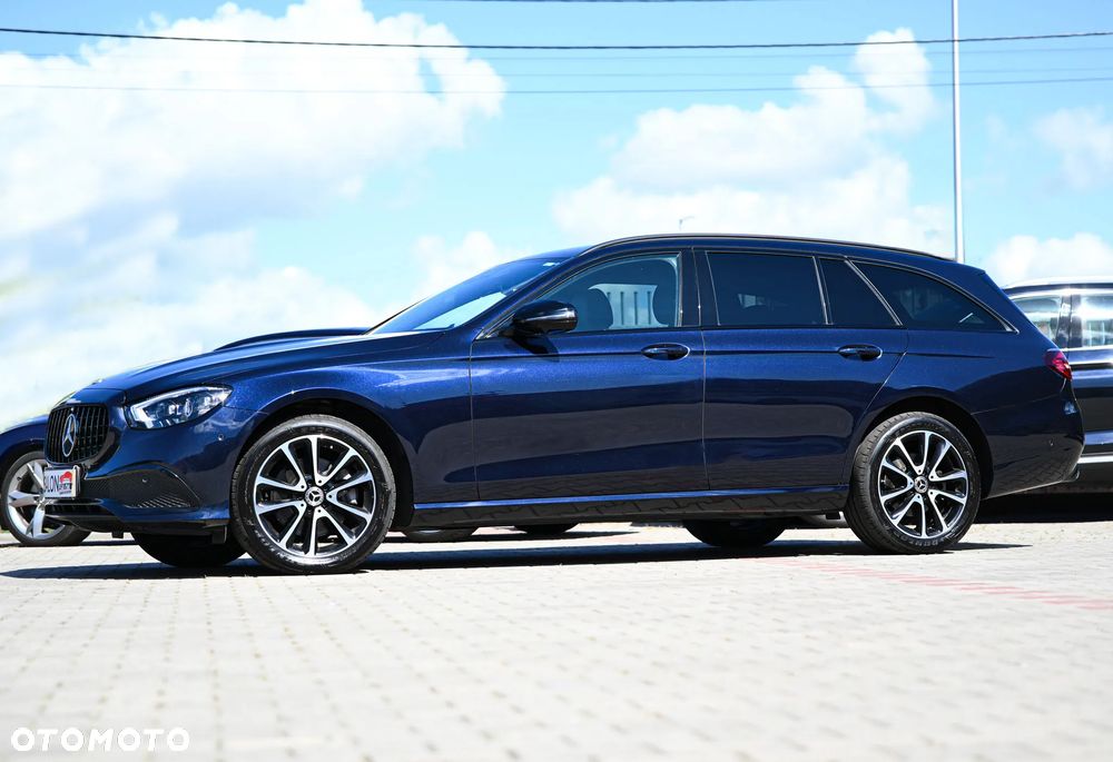 Mercedes-Benz Klasa E 220 d 9G-TRONIC Night Edition - 30