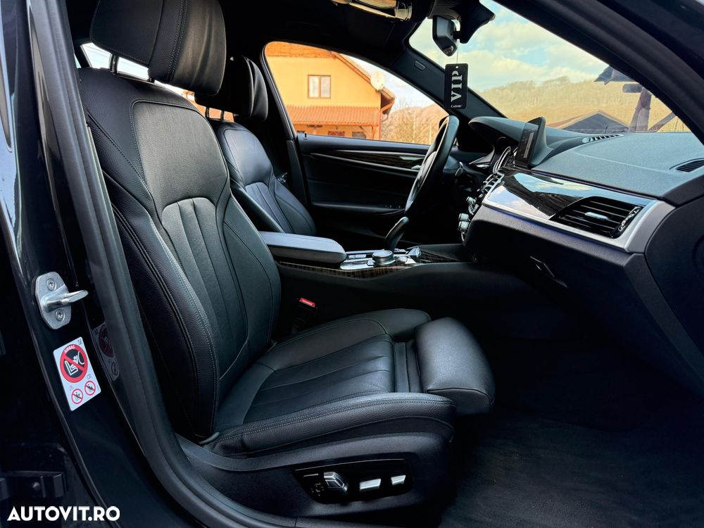 BMW Seria 5 530d xDrive AT - 11