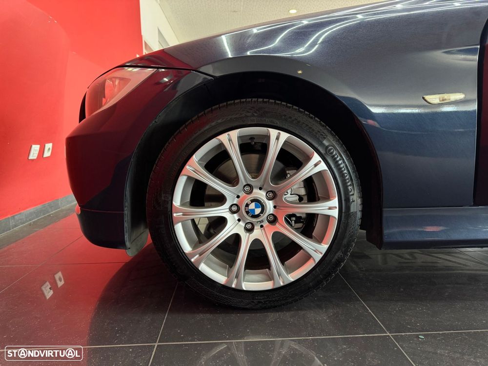 BMW 320 d Touring Exclusive - 7