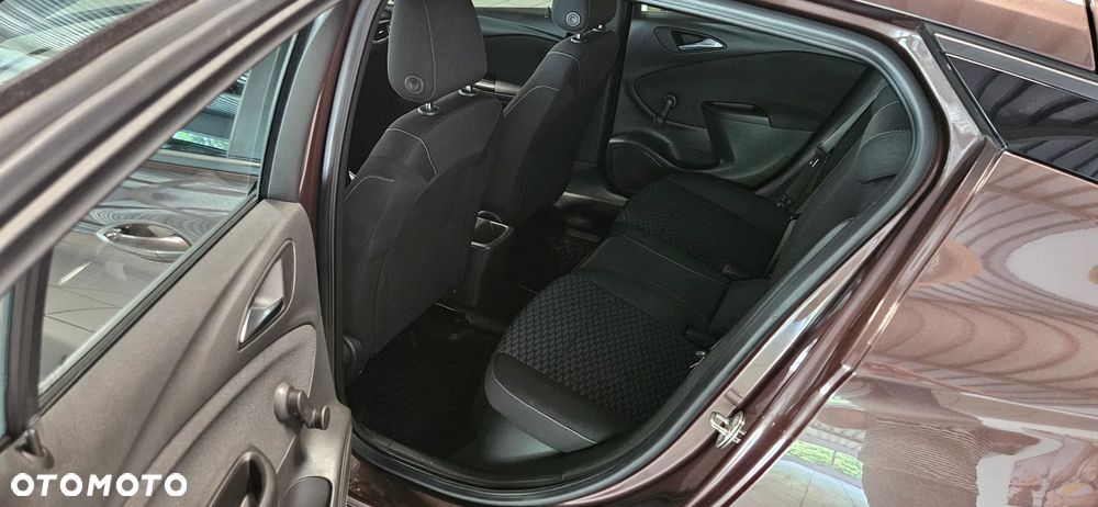 Opel Astra 1.4 Essentia - 9