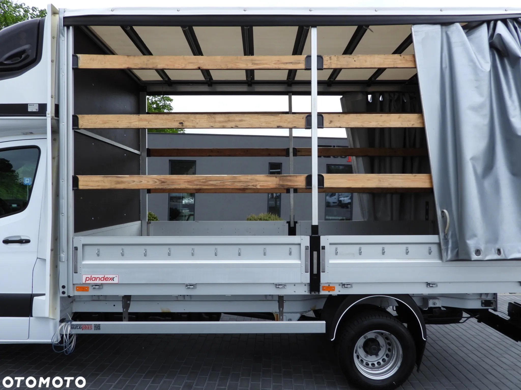 Mercedes-Benz SPRINTER 519 PLANDEKA 8 PALET WEBASTO TEMPOMAT BLIŹNIACZE KOŁA KLIMATYZACJA 190KM [ 188999 ] - 24