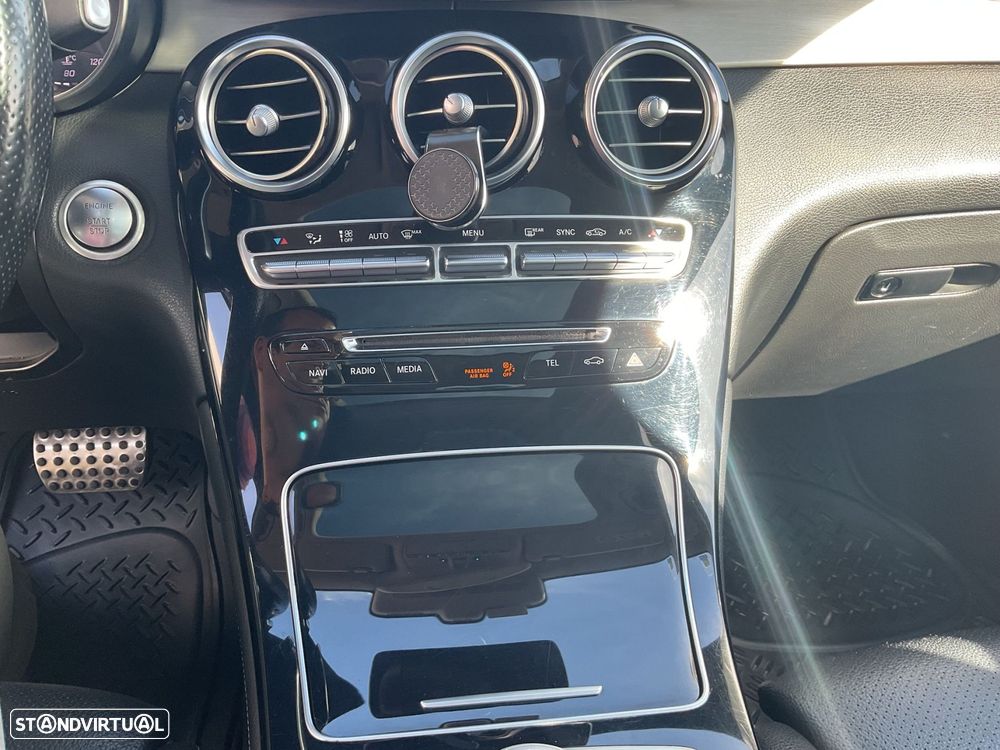 Mercedes-Benz GLC 250 d 4-Matic - 33