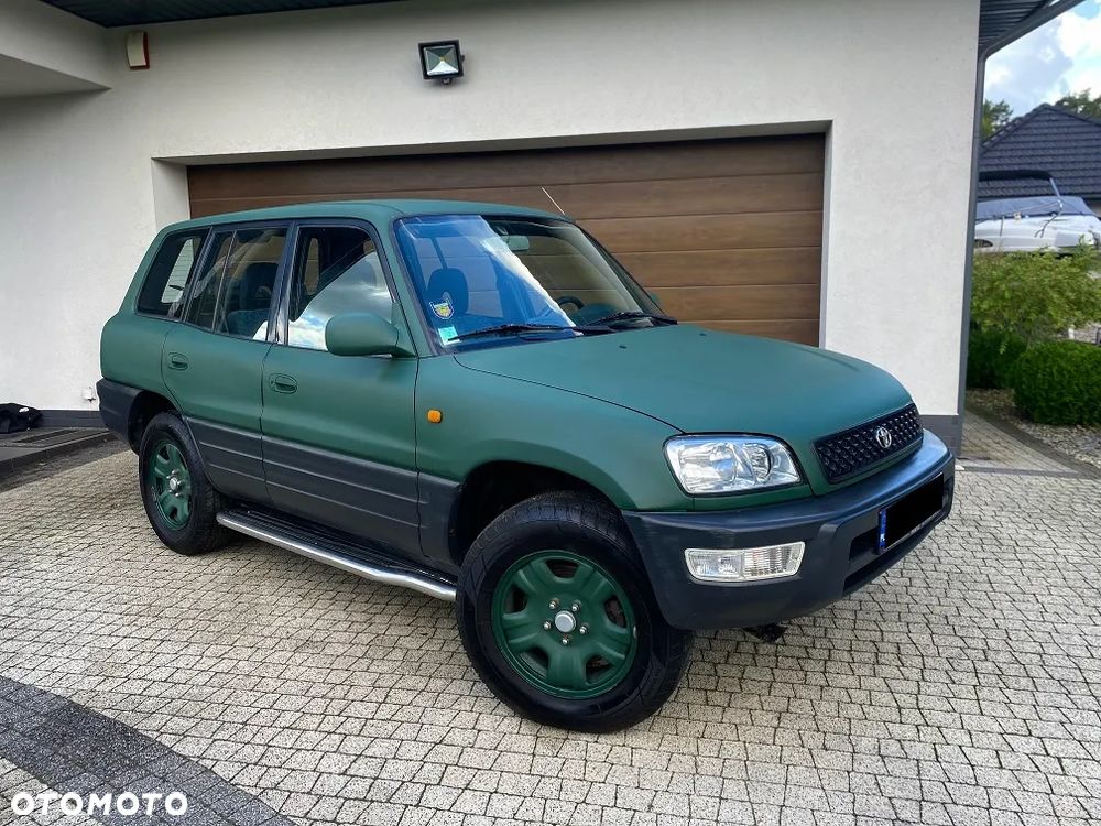 Toyota RAV4 2.0 GLi - 4