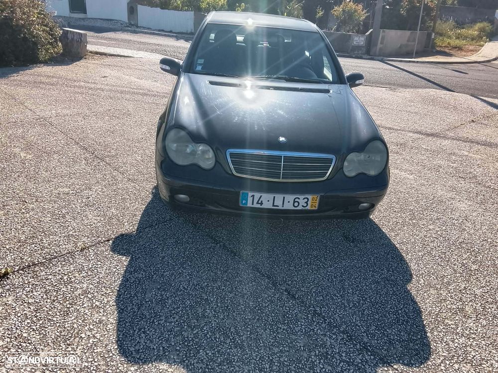 Mercedes-Benz C 200 - 7