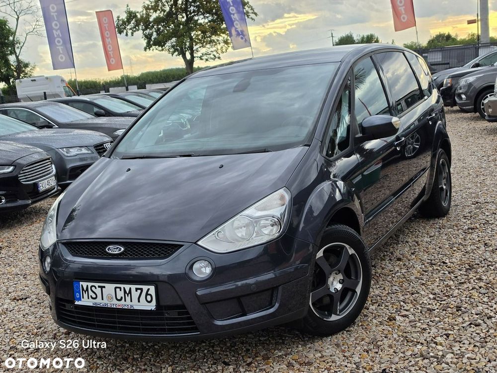 Ford S-Max - 22