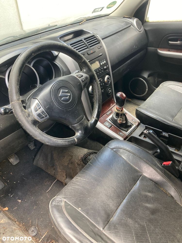 Suzuki Grand Vitara - 7