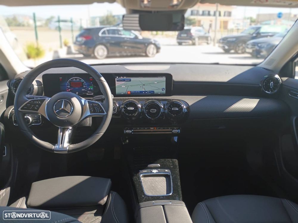 Mercedes-Benz A 250 e Progressive - 3