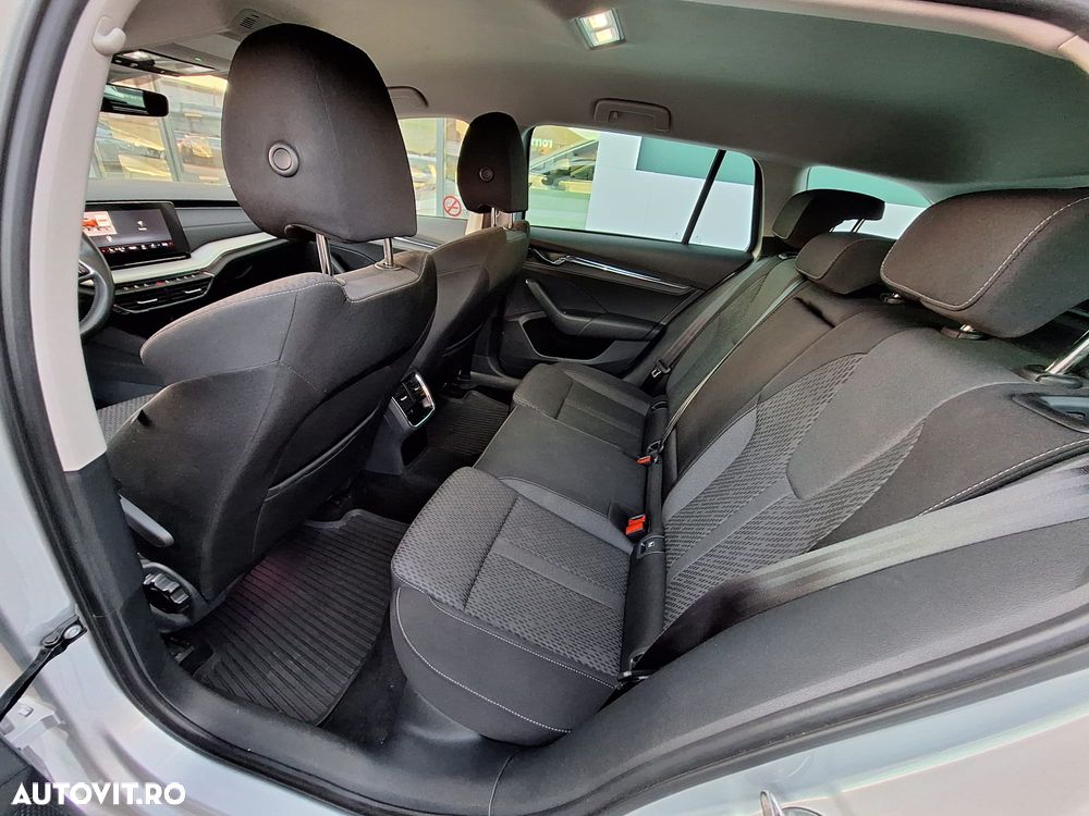 Skoda Octavia 2.0 TDI DSG Style - 9