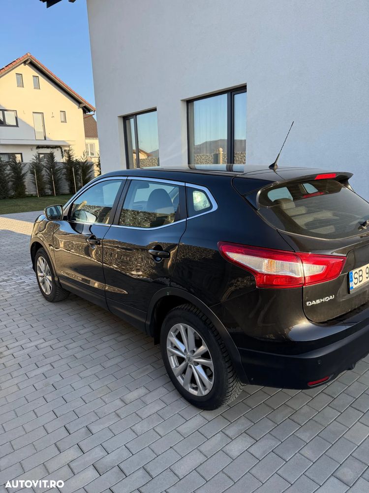 Nissan Qashqai 1.2 DIG-T ACENTA - 4