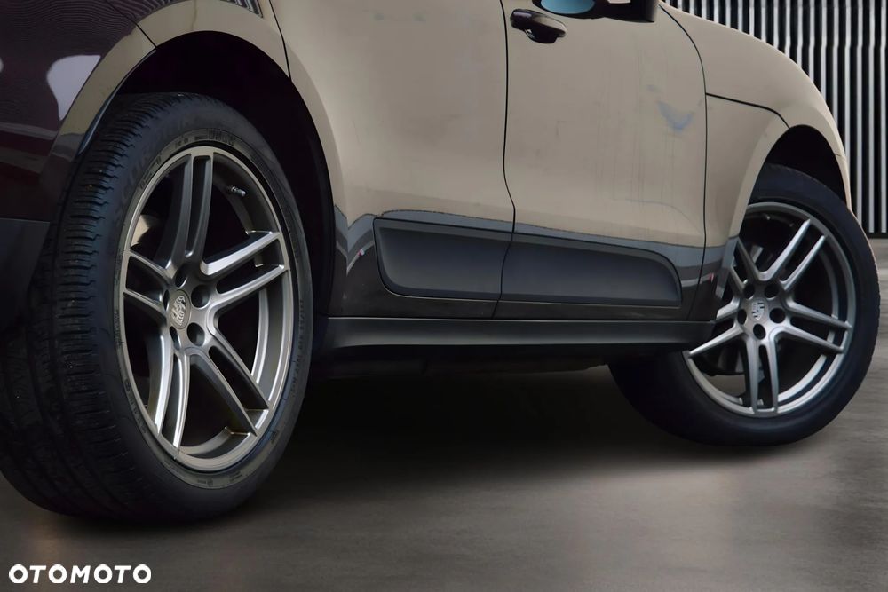 Porsche Macan Standard - 11