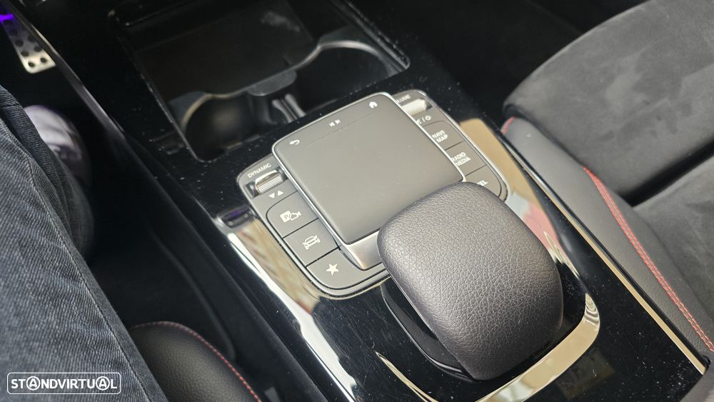 Mercedes-Benz CLA 220 d Shooting Brake AMG Line Aut. - 29