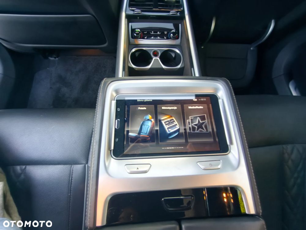 BMW Seria 7 750Li xDrive - 19