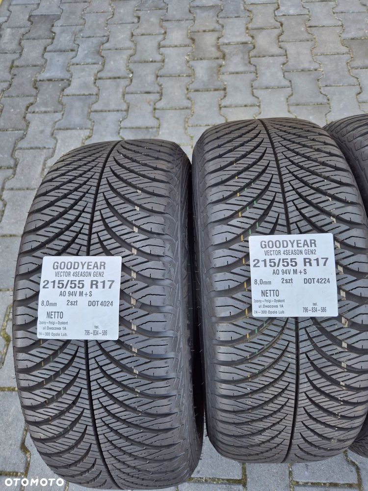 Opony Goodyear 215 55 R17 - 2