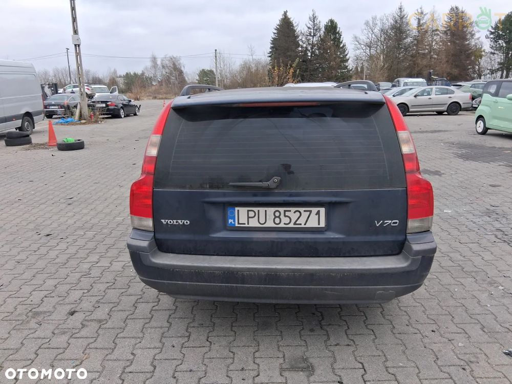Auto na części - VOLVO V70  WSZYSTKIE CZĘŚCI  SILNIK SKRZYNIA Lakier 492 Silnik Skrzynia Drzwi Klapa Zderzak Lampa Lusterko Szyba Szyberdach Panorama Deska Kokpit Sterownik Moduł Czujnik Licznik Wyświetlacz Kierownica - 12