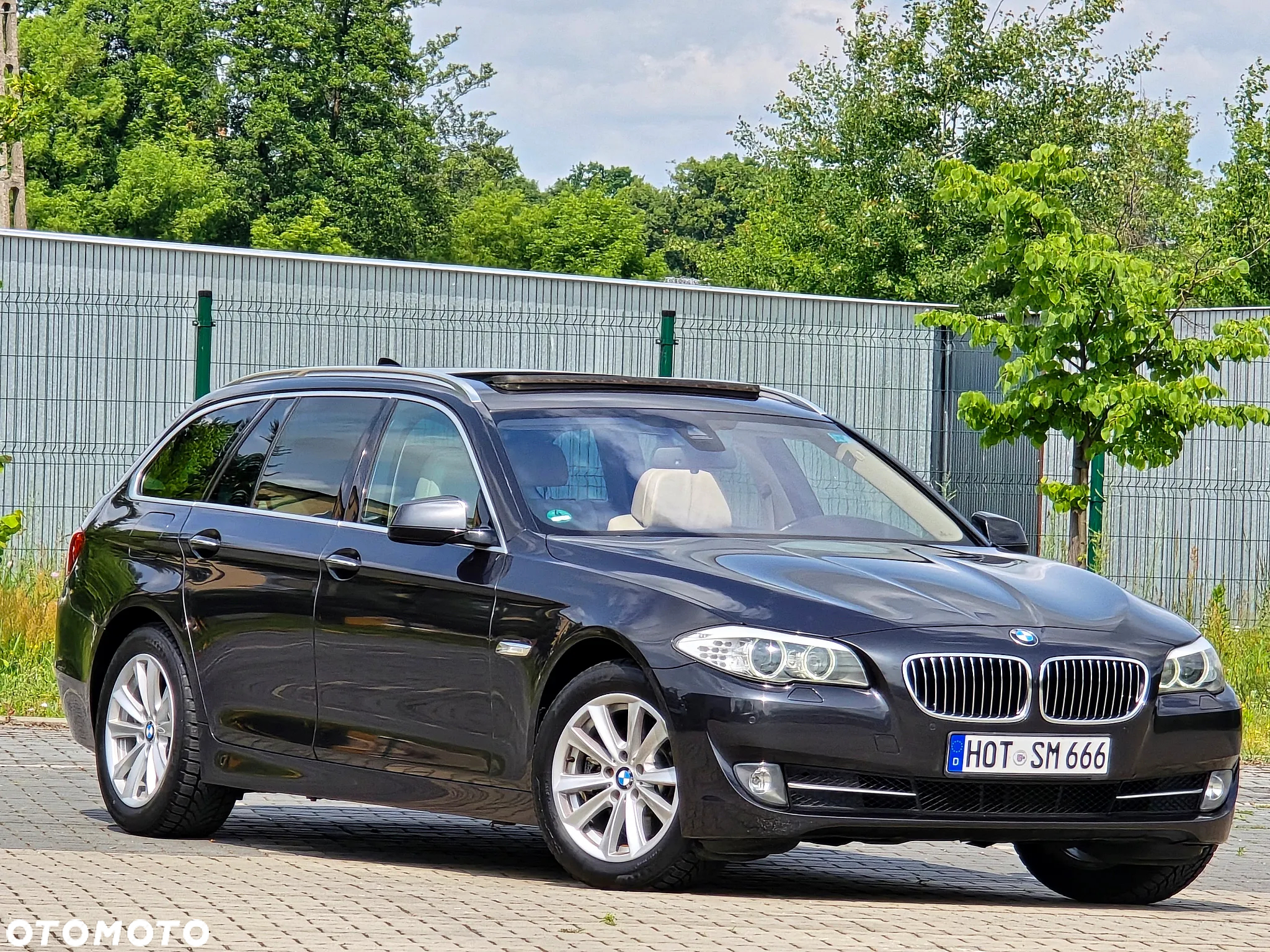 BMW Seria 5 520d Touring Luxury Line - 8