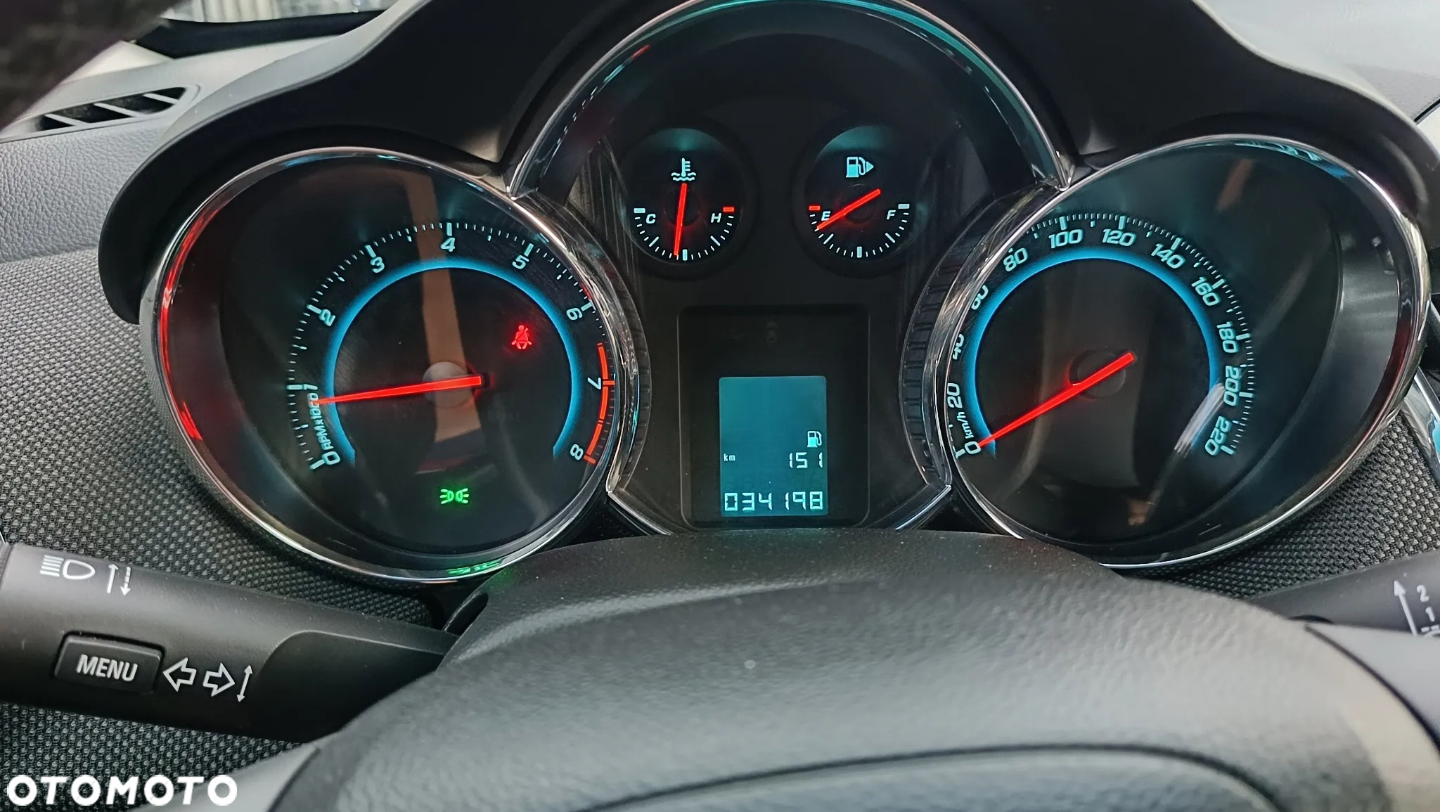 Chevrolet Cruze - 8
