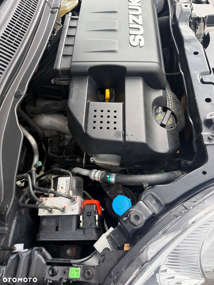 Suzuki Swift 1.6 Sport Rock am Ring - 35
