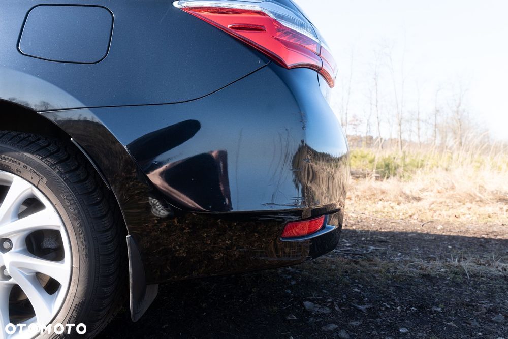 Toyota Corolla 1.6 Comfort - 7