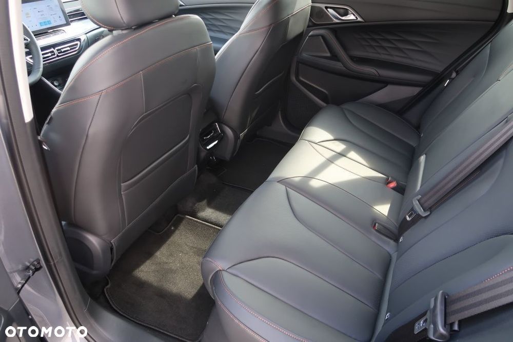 MG HS 1.5T HEV+ Exclusive - 10