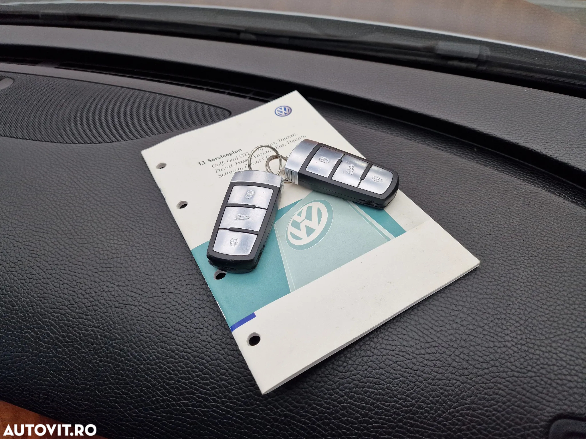 Volkswagen Passat - 24