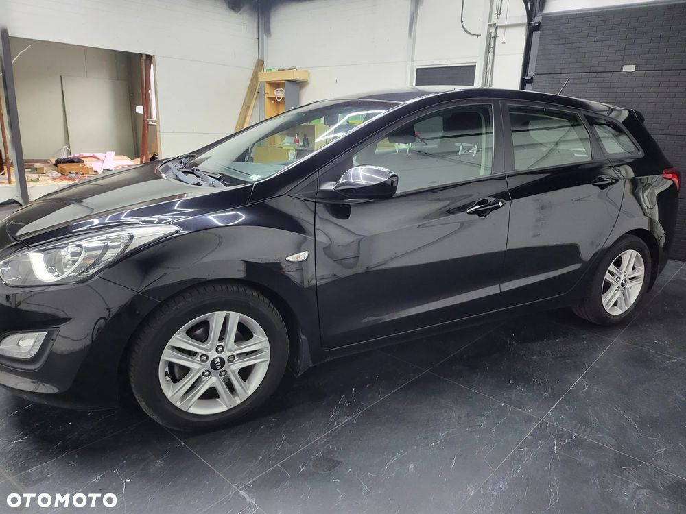Hyundai i30 1.6 CRDi Premium - 30