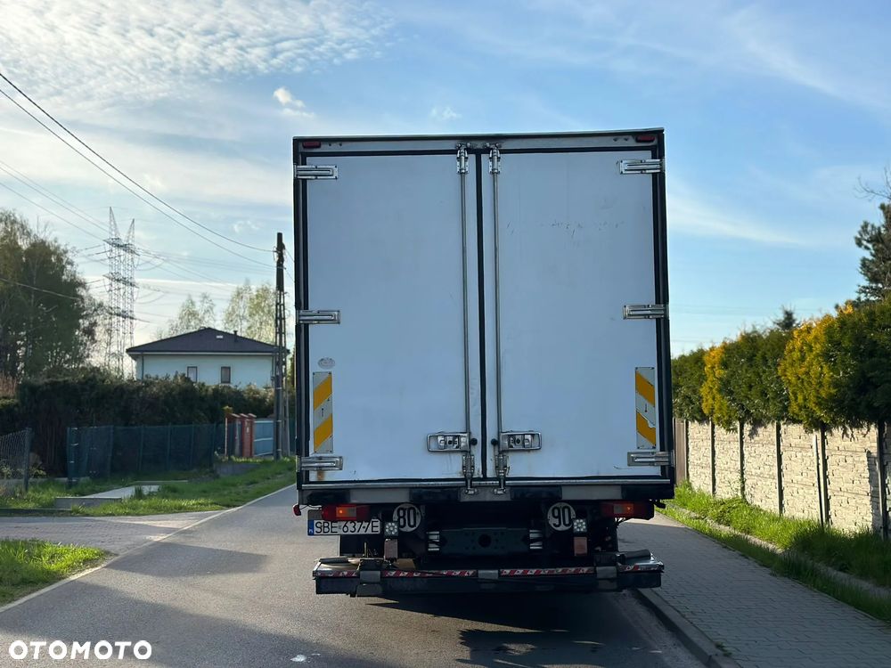 Mercedes-Benz Actros - 5