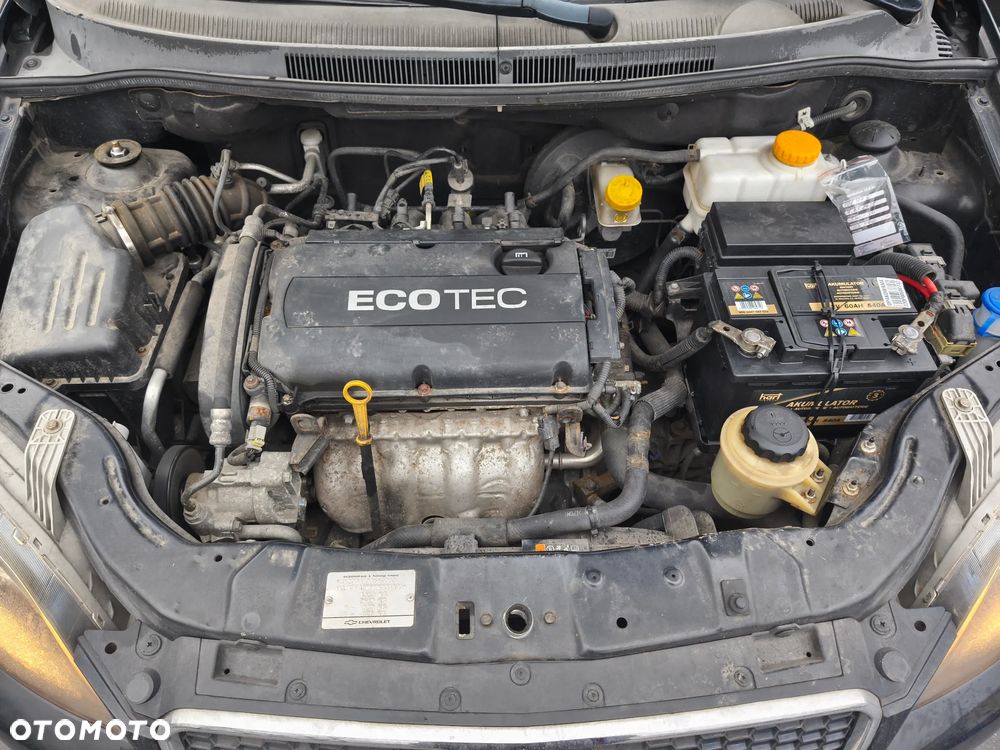 Chevrolet Aveo 1.4 16V LT - 6