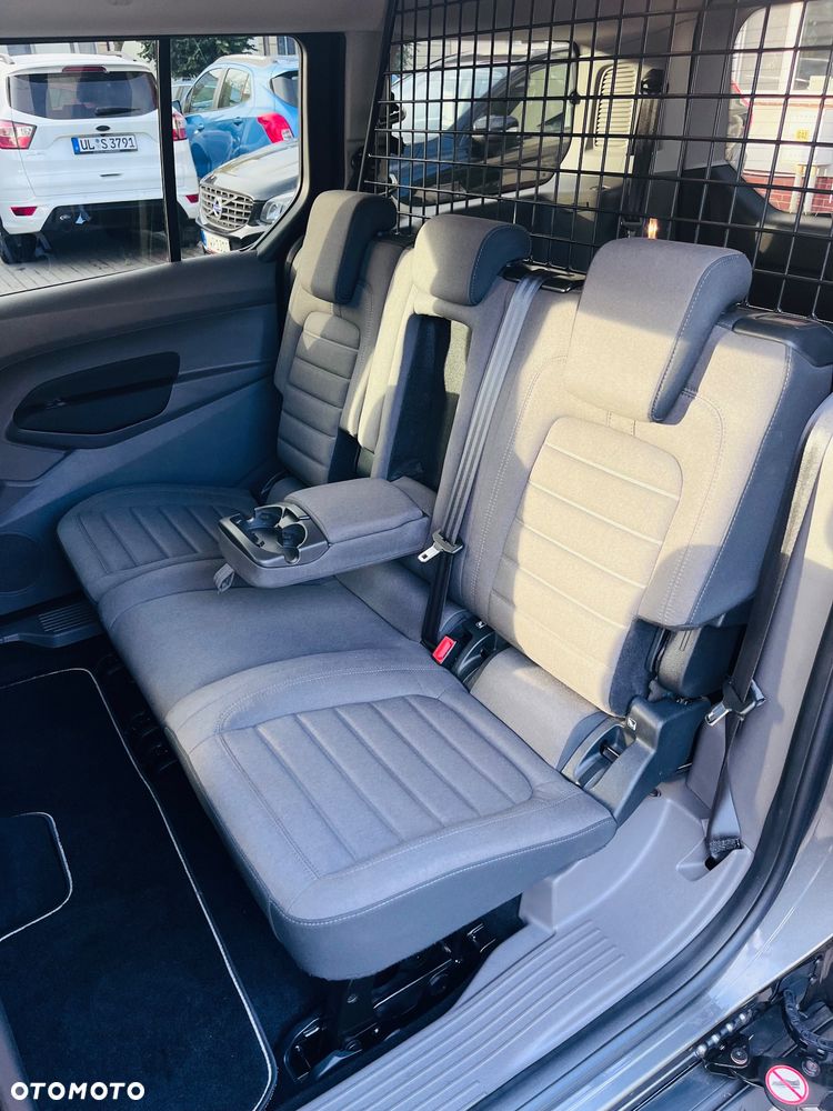 Ford Tourneo Connect - 15