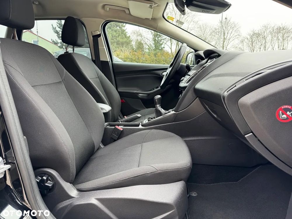 Ford Focus 1.0 EcoBoost Titanium - 20