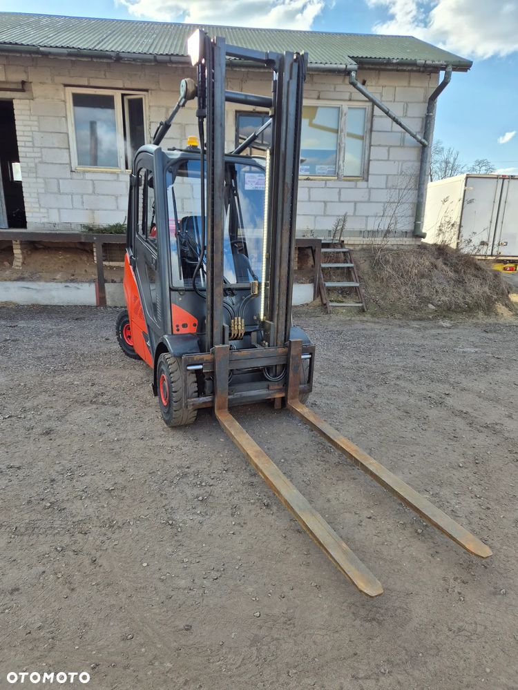 Linde H25T-02 2,5 tonowy 7200mth faktura VAT 23% - 7