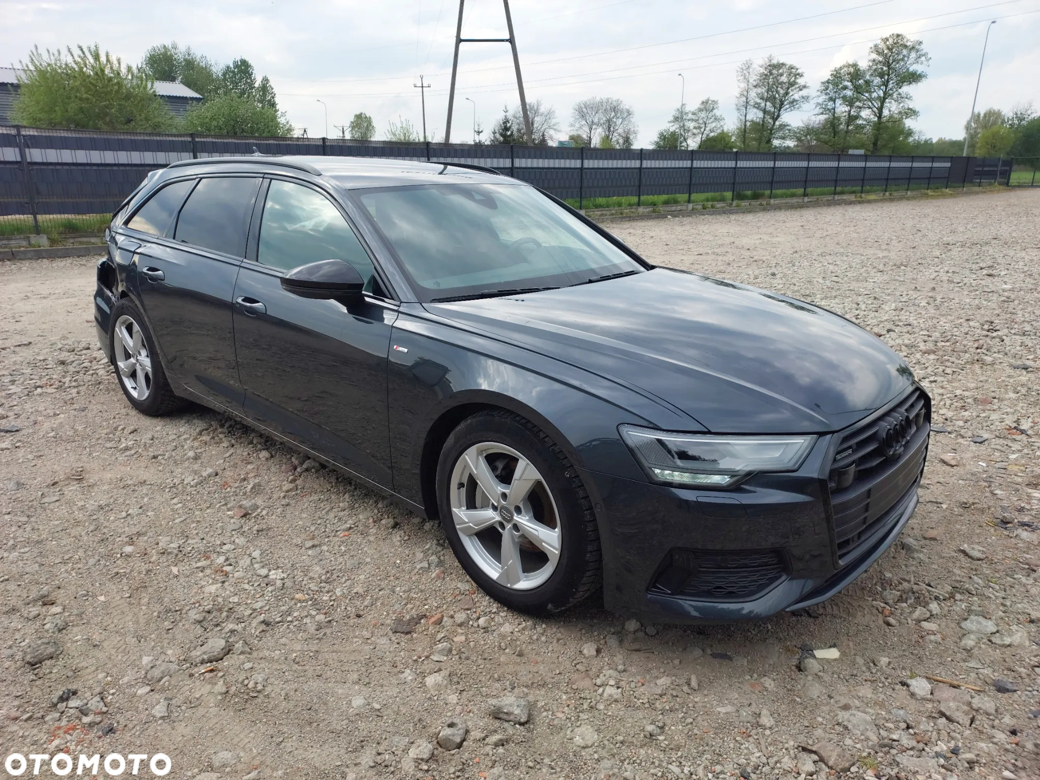 Audi A6 Avant 40 TDI quattro S tronic S line - 4