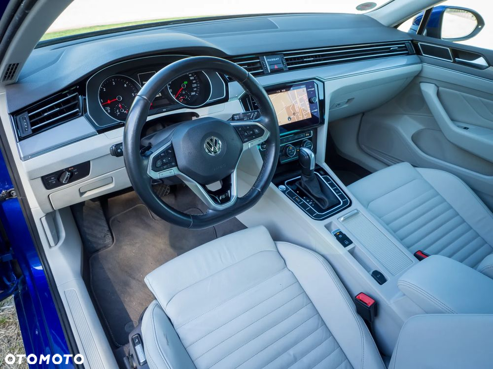 Volkswagen Passat 2.0 TDI BMT Highline DSG - 32