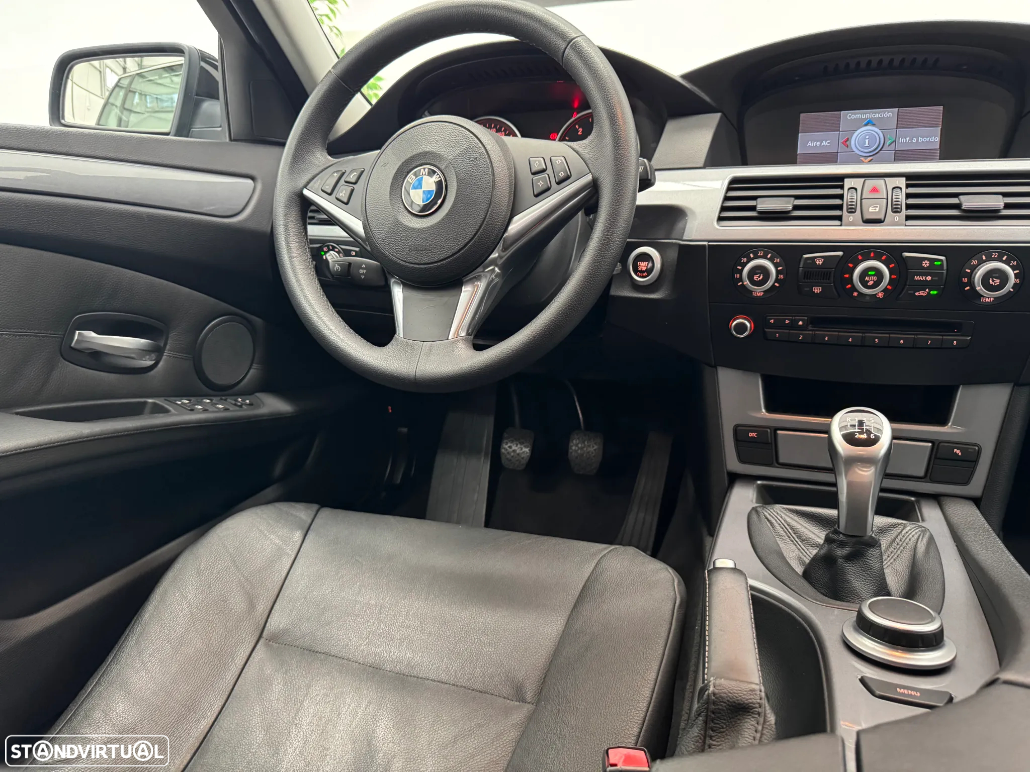 BMW 520 d Touring Executive - 25