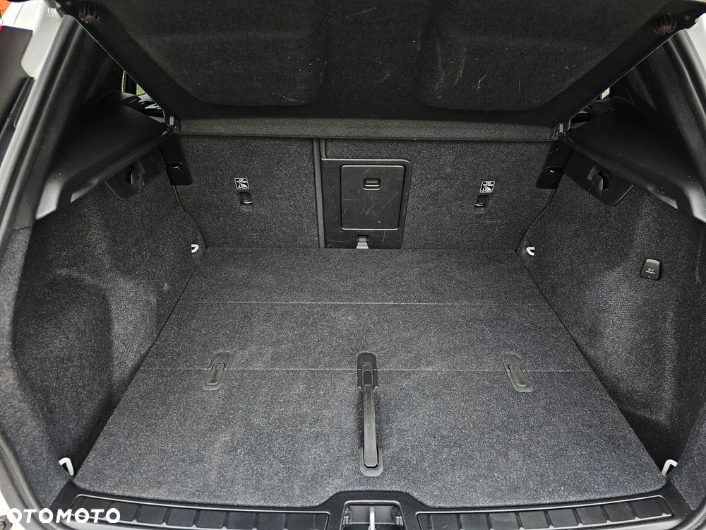 Volvo XC 40 T5 AWD Geartronic Momentum Pro - 19