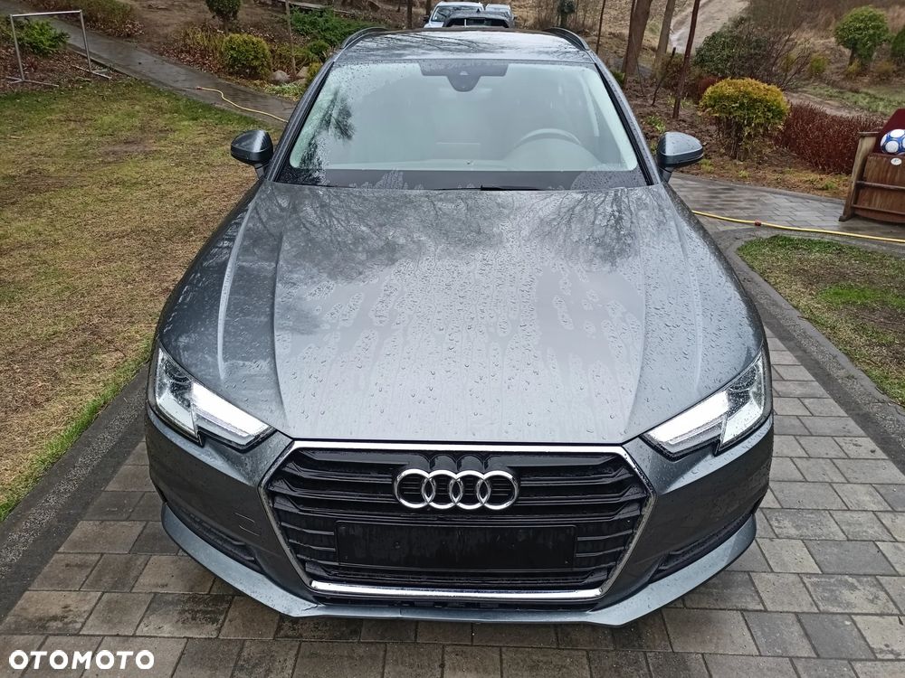 Audi A4 Avant 2.0 TDI - 19