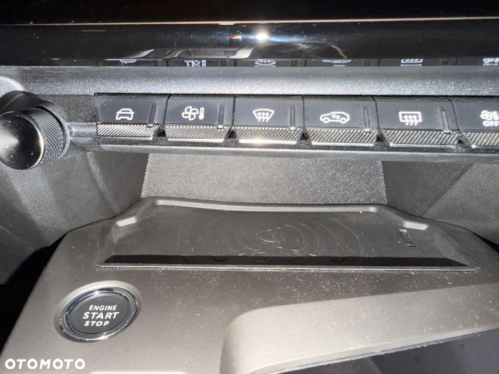 Peugeot 408 1.2 PureTech Allure Pack S&S EAT8 - 14