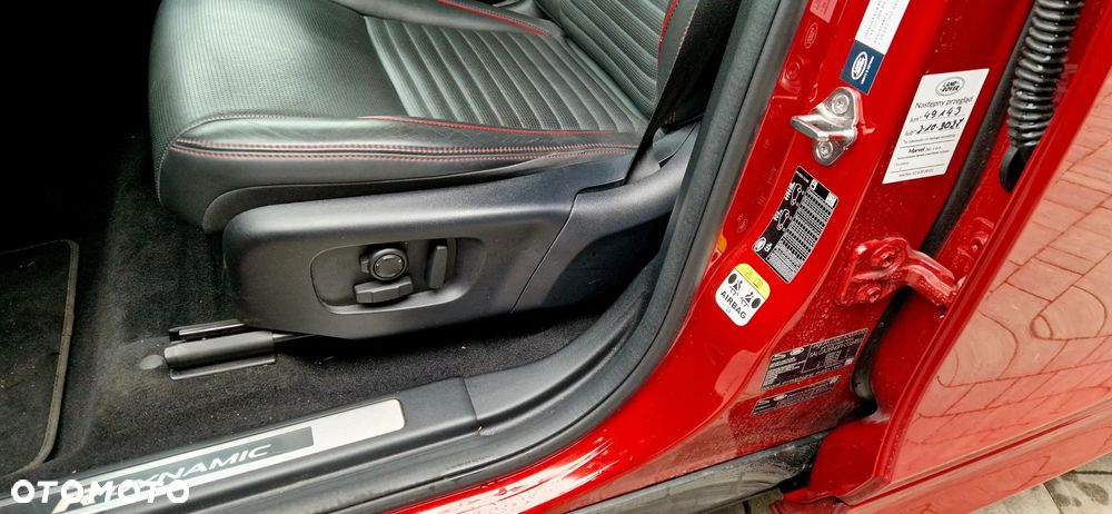 Land Rover Discovery Sport 2.0 D240 R-Dynamic HSE - 27